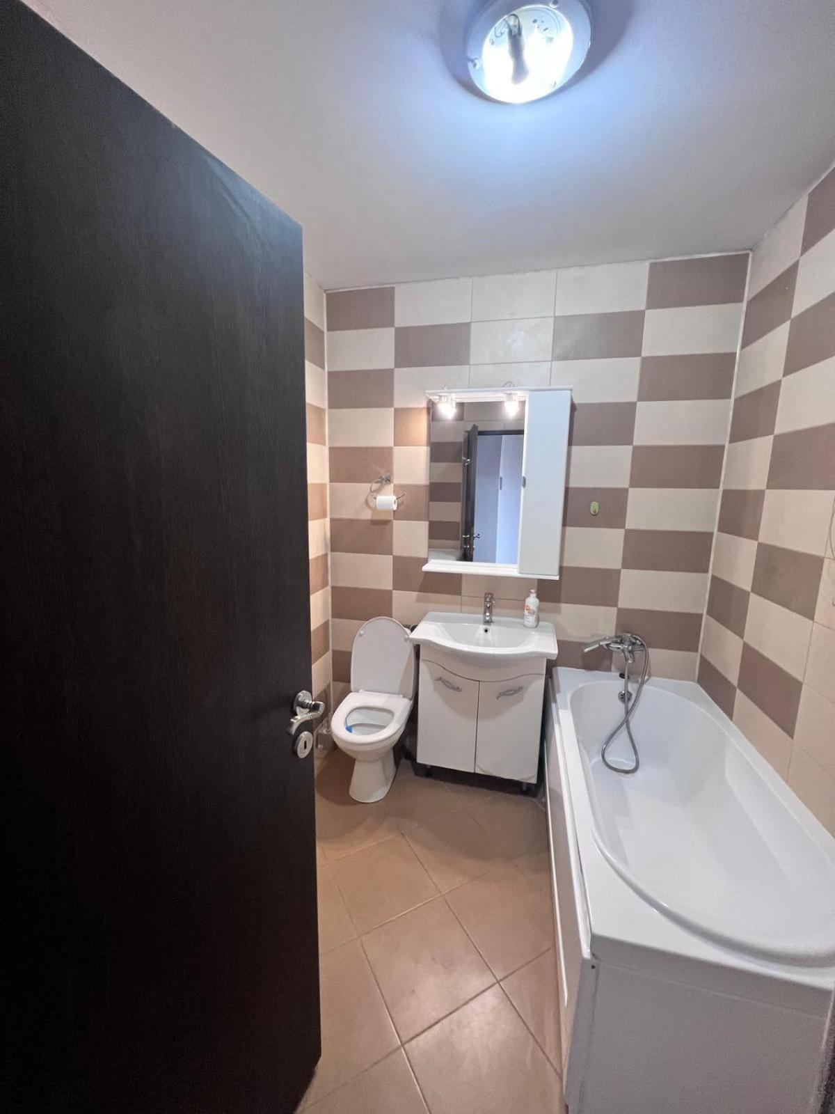 Chindia Apartament ทาร์โกวิชเต ภายนอก รูปภาพ